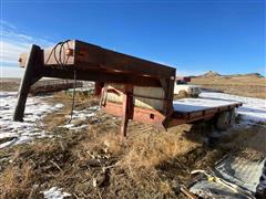 1976 T/A Flatbed Trailer 