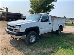 2005 Chevrolet Silverado 2500 HD 4x4 Service Pickup 