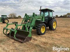 1984 John Deere 2950 MFWD Tractor W/Grapple Loader 