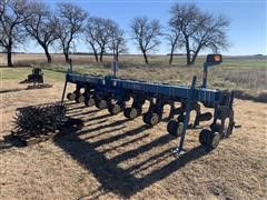 Kinze 1500 V-Blade Row Crop Cultivator 