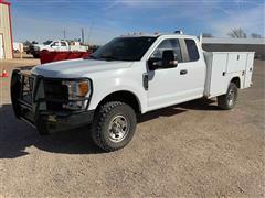 2017 Ford F350 4x4 Extended Cab Utility Truck 
