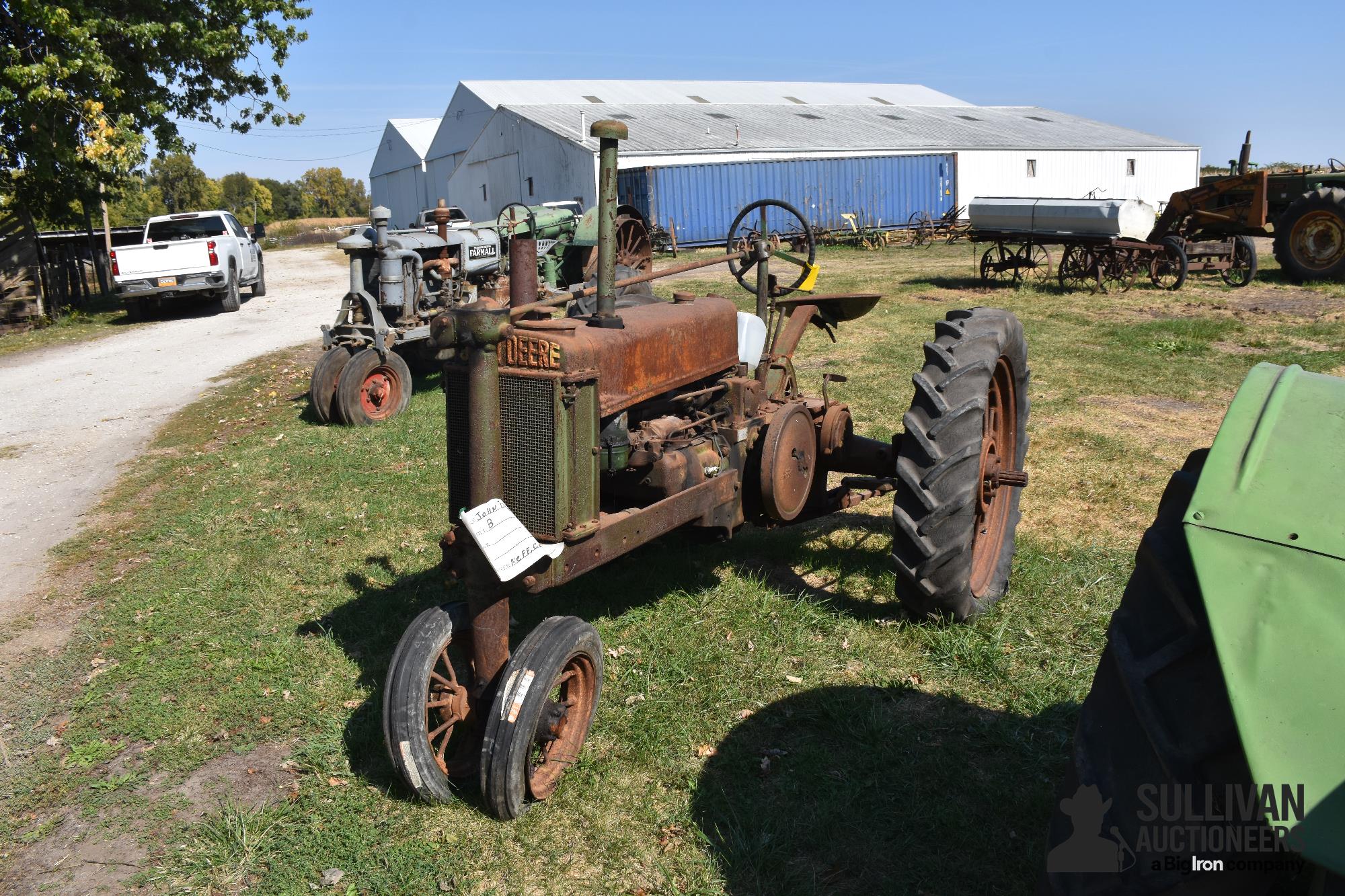 John Deere B 2WD Tractor 