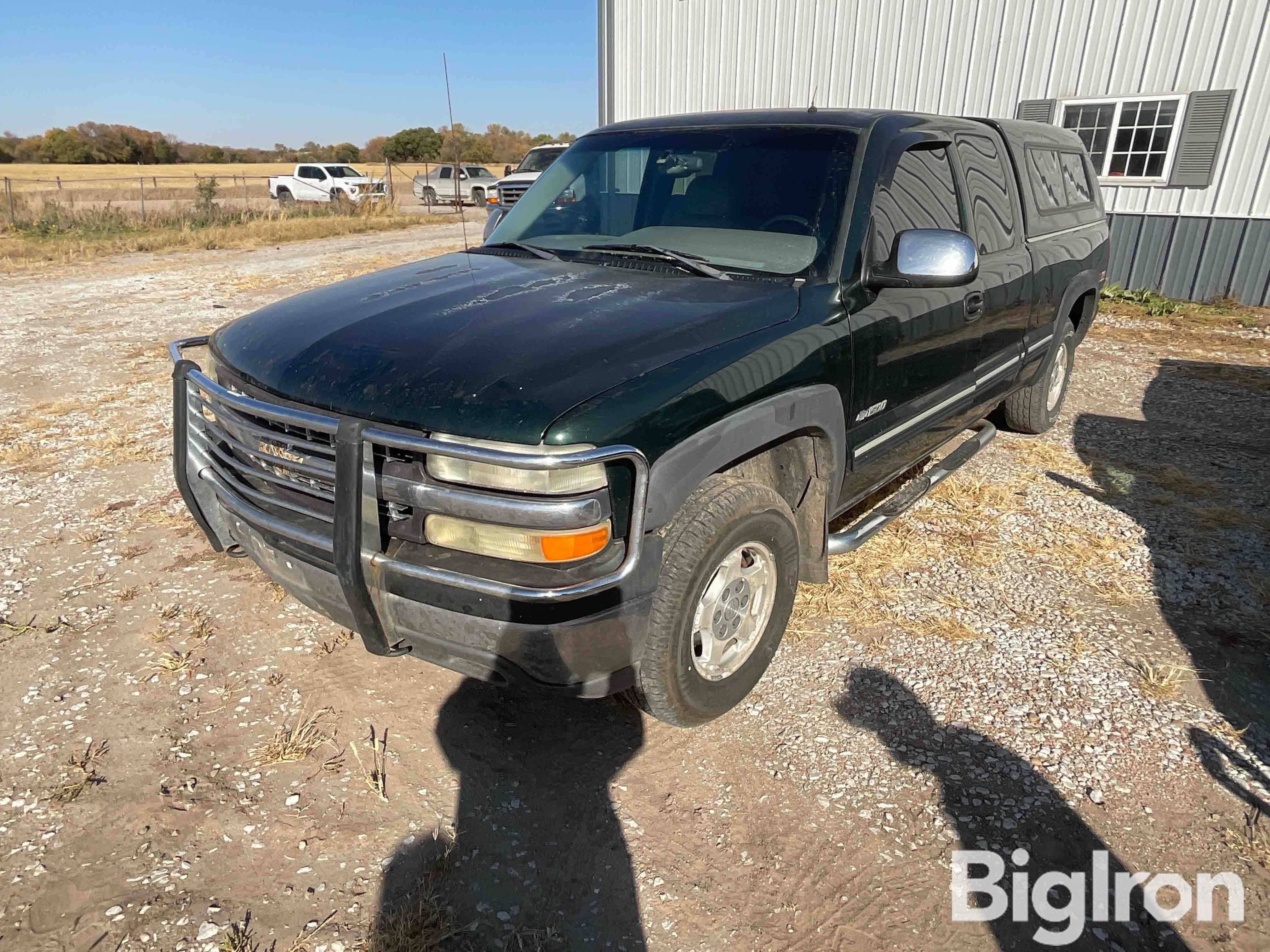 2001 Chevrolet Silverado 1500 4x4 Extended Cab Pickup 