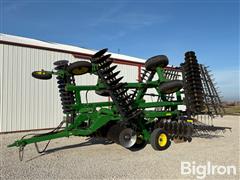 John Deere 637 Disk 