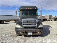 items/45cb9267ced5ef11b5427c1e522b8388/2003freightlinercolumbiatruckwwetkitsleeper_89362958cff749d5977e935aca22e06b.jpg