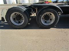 items/45ff1c1e796cee11a81c6045bd4a636e/2007peterbilt379tatrucktractor-33_9808983cf75c48218b590558c329b6f4.jpg