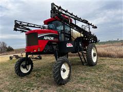 2005 Apache AS710 Self-Propelled Sprayer 