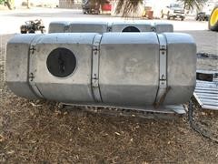 Hagie Saddle Tanks For Sprayer 