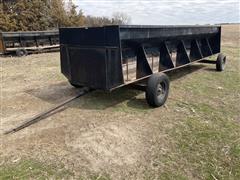 Portable Loose Hay Feeder 