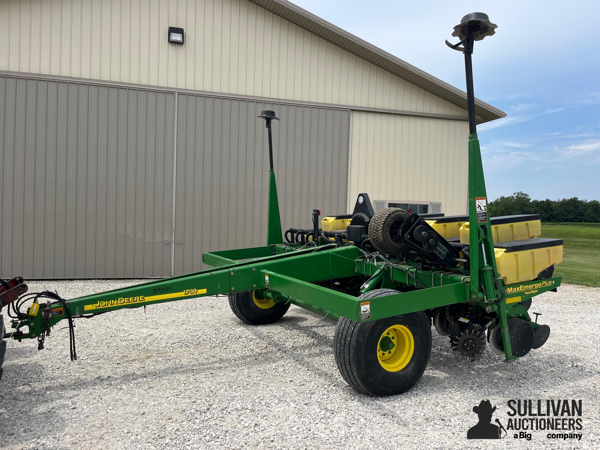 John Deere 1780 MaxEmerge 6/11 Planter 