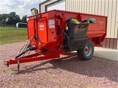 2012 KUHN Knight Reel Auggie 3130 Feed Wagon 