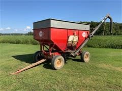 E-Z Trail Flow E-Z 220 Gravity Grain/Seed Fertilizer Wagon W/Auger 