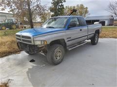 1998 Dodge RAM 2500 4x4 Extended Cab Pickup 