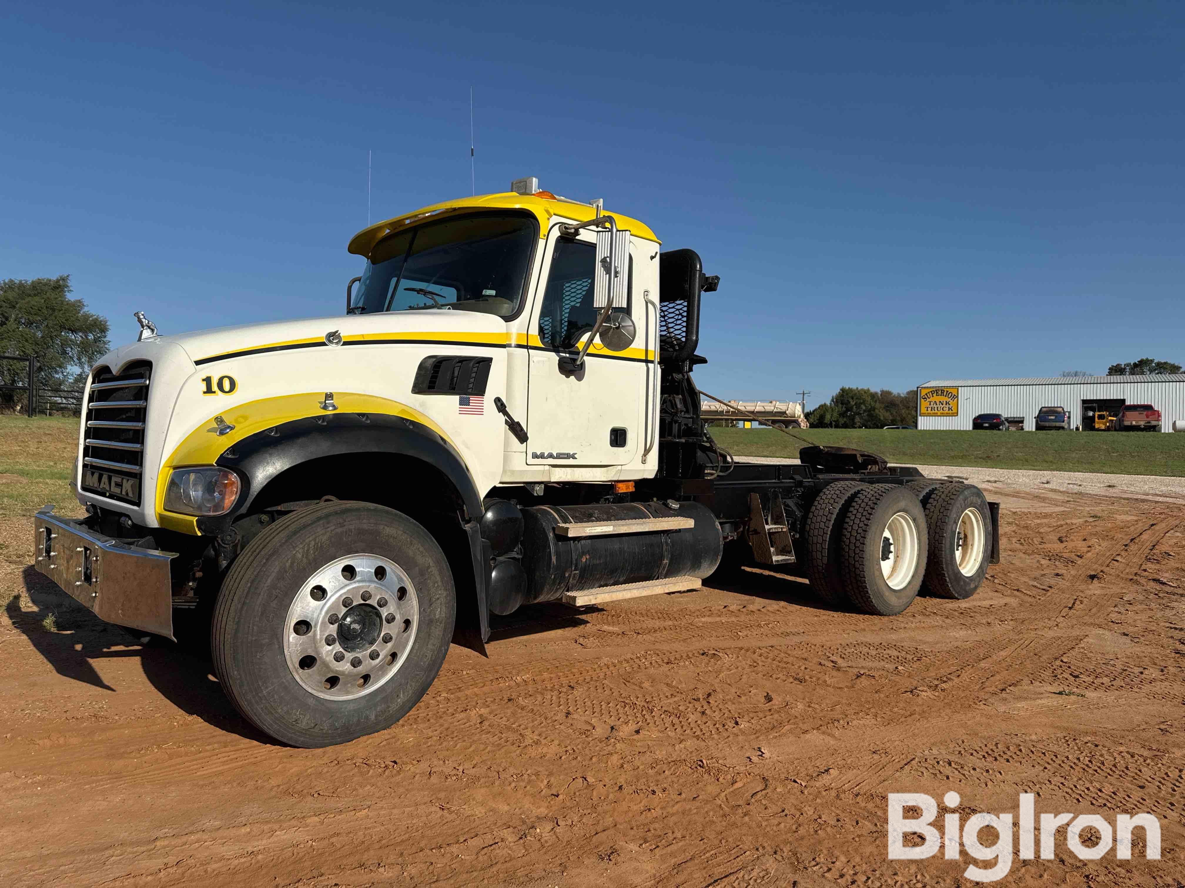 2007 Mack CTP713 Granite T/A Winch Truck Tractor 