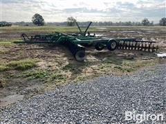 2000 John Deere 637 Disk 