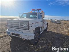 1981 GMC C6000 S/A Wrecker 