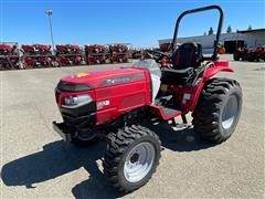 Mahindra 1626 Compact Utility Tractor 