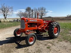 1957 Allis-Chalmers D17 2WD Tractor 