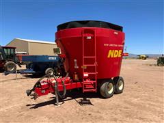 2015 NDE 15SC1652 Vertical Mixing Feed Wagon 