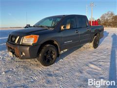 2011 Nissan Titan Pro-4X Crew Cab Pickup 