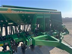 items/47f9702b65cfee11a73d0022489101eb/greatplains1006nt10graindrill_21bf5ec2f7ab46bba49428d1a3ee1491.jpg