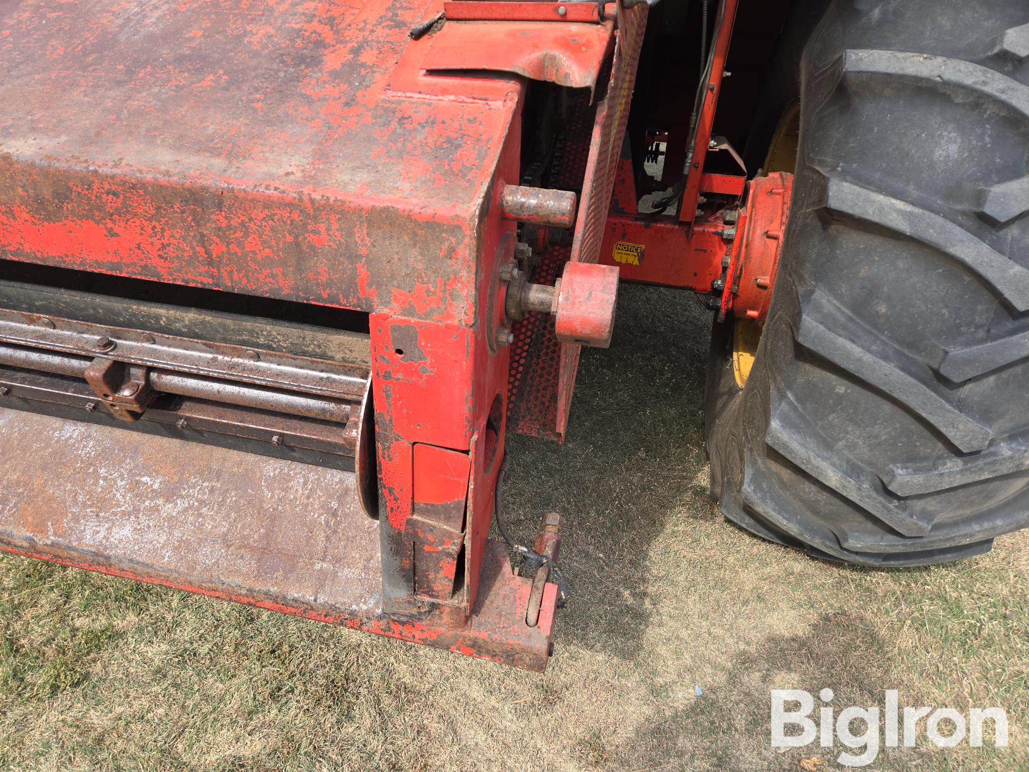 items/48241c215c89ef1194430022488d1829/1979masseyferguson750combine_22d15d365d414324a26621f461af7bee.jpg