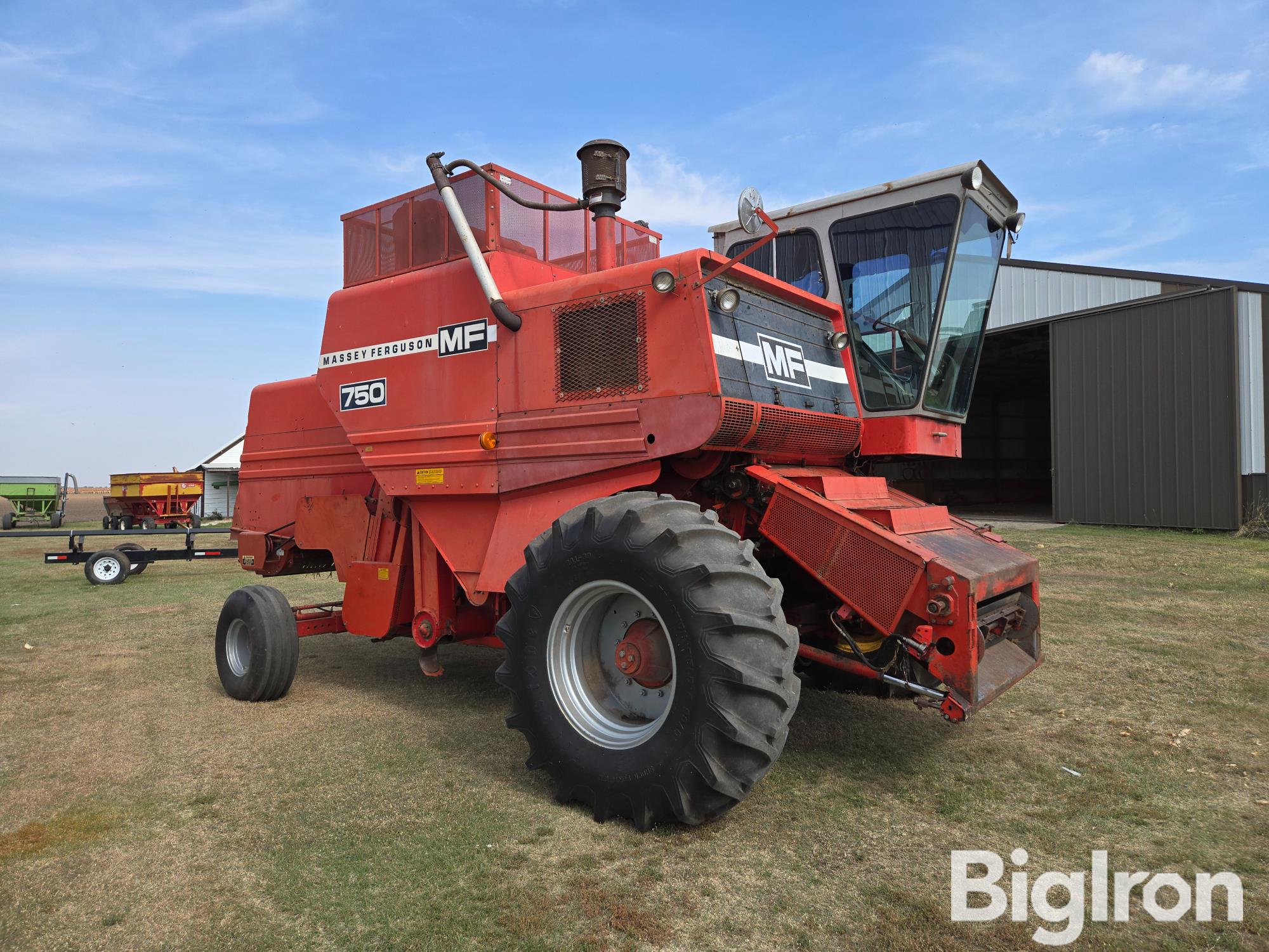 items/48241c215c89ef1194430022488d1829/1979masseyferguson750combine_71509d0b9adb4d628e654372cbbf60d1.jpg