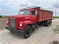 1974 International Fleetstar 1910A T/A Grain Truck 