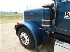 items/48b638f82634ef11a296000d3ad41af2/2007peterbilt379tatrucktractor-39_a411ce36239f4987a8b9d682fdbaa90b.jpg