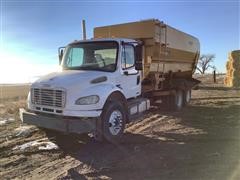 2006 Freightliner M2-106 S/A Feed Truck W/Morhlang 9032 Box 