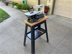 Makita SJ401 Scroll Saw 