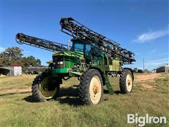 John Deere 4710 Row Crop Self-Propelled Sprayer 