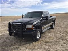 2000 Ford F250 Lariat 4x4 Extended Cab Pickup 