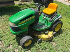 2007 John Deere LA140 Riding Lawn Mower 