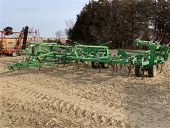 John Deere 2210 Quad Folding Soil Management System 