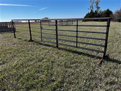 Freestanding Panel W/Gate 