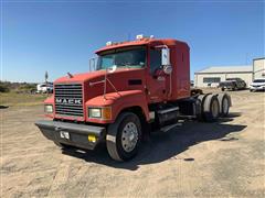 2007 Mack CHN613 T/A Day Cab Truck Tractor 