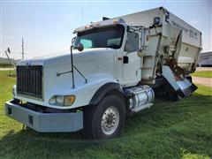 2015 International 5900i T/A Feed Truck 