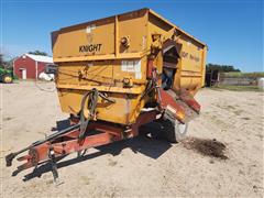 Knight Reel Auggie 3036 Feeder Wagon 