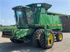 1991 John Deere 9600 2WD Combine 