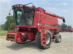 1998 Case 2388 2WD Combine 