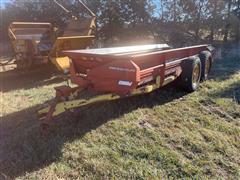 New Holland 679 T/A Manure Spreader 