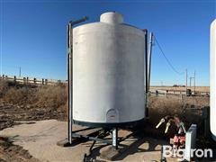 Schaben 3000 Gallon Fertilizer Tank 