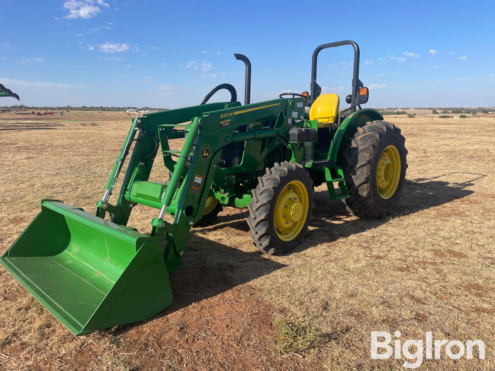 2022 John Deere 5075E MFWD Tractor W/Loader 