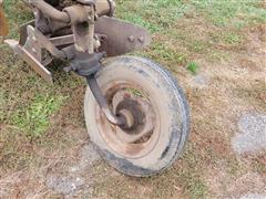 items/4b35f7704e7fee11a81c6045bd4a636e/johndeere3bottomplow-33_f9b47b94e73243849150255890cba68e.jpg