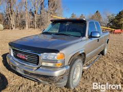 2001 GMC Sierra 1500 4x4 Extended Cab Pickup 