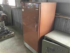Frigidaire Shop Refrigerator 