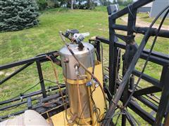 items/4b5e1293532dee11a81c000d3ad39f19/ag-chemrogator644selfpropelledsprayer_3ecbfeb9f1a3487883b144e326e3bf4b.jpg