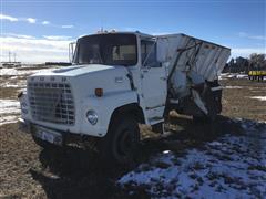 1978 Ford LN700 S/A Feed Truck With Harsh Mixer Box 