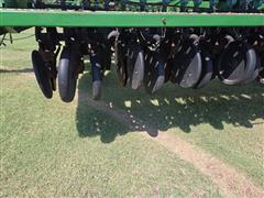 items/4b8e76c1c361ef11a4e6000d3a62e002/johndeere4553sectionfoldinggraindrill_3240e09abf93434badb3d07060a85d4e.jpg